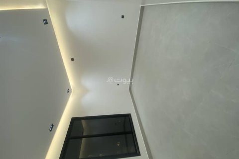 4 bedrooms Apartment in Riyadh, Saudi Arabia No. 60700 14