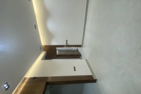 4 bedrooms Apartment in Riyadh, Saudi Arabia No. 60700 8
