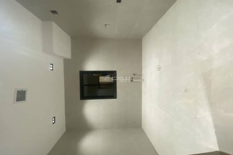 4 bedrooms Apartment in Riyadh, Saudi Arabia No. 60700 9