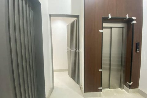 4 bedrooms Apartment in Riyadh, Saudi Arabia No. 60700 7