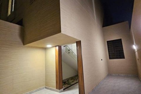 4 bedrooms Apartment in Riyadh, Saudi Arabia No. 60697
