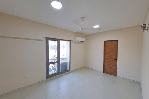 Apartment de 2 dormitorios en Muscat, Oman No. 54349 3