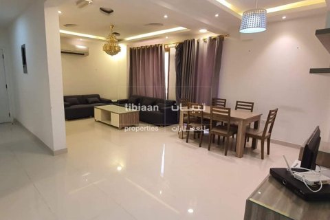 Apartment de 3 dormitorios en Bawshar, Oman No. 54010 3