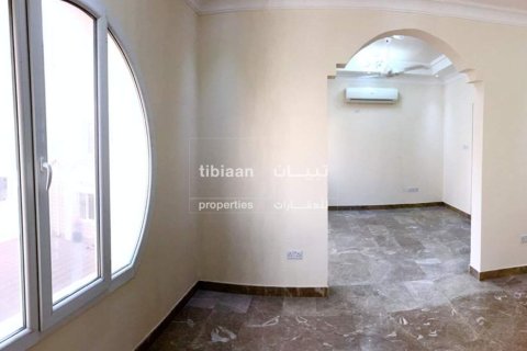 Townhouse de 6 dormitorios en Bawshar, Oman No. 54013 6