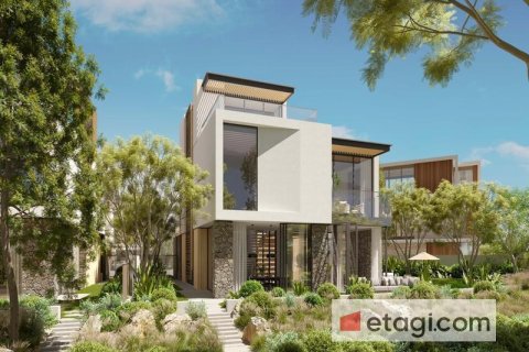 5 bedrooms Villa in Dubai Land, UAE No. 72642