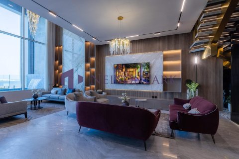4 bedrooms Duplex in Doha, Qatar No. 57159 5