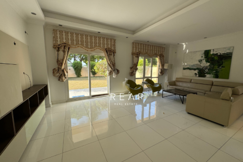 4 bedrooms Villa in Meadows, UAE No. 28931