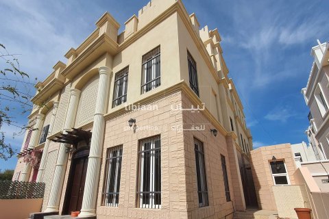 4 bedrooms Twin Villa in Muscat, Oman No. 53719
