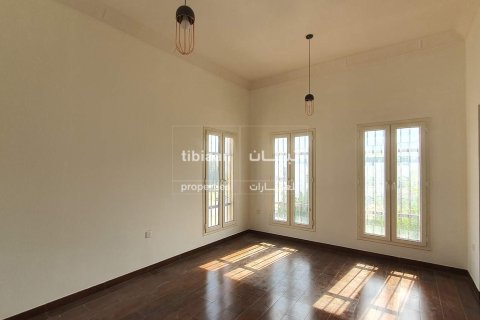 4 bedrooms Twin Villa in Muscat, Oman No. 53719 3