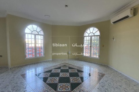 4 bedrooms Villa in Muscat, Oman No. 53718 6