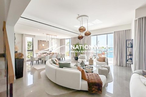 4 bedrooms Villa in Abu Dhabi, UAE No. 81676