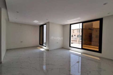Villa de 6 dormitorios en Riyadh, Saudi Arabia No. 99608 15