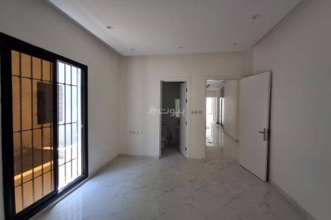 Villa de 6 dormitorios en Riyadh, Saudi Arabia No. 99608 19