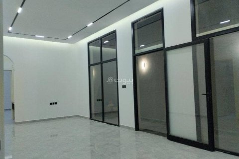 Villa de 3 chambres à Riyadh, Saudi Arabia No. 99603 12