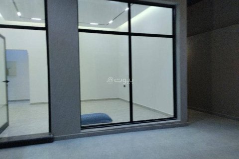 Villa de 3 chambres à Riyadh, Saudi Arabia No. 99603 7