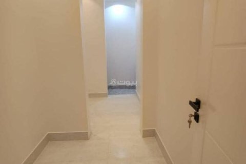 4 bedrooms Apartment in Riyadh, Saudi Arabia No. 99605 8