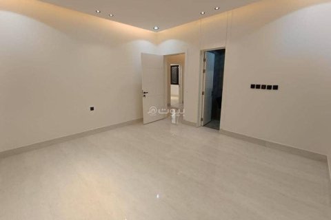 4 bedrooms Apartment in Riyadh, Saudi Arabia No. 99605 6