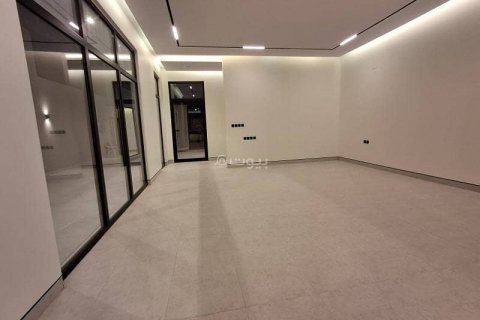 Villa de 6 chambres à Riyadh, Saudi Arabia No. 99607 15