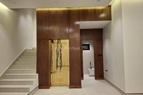 Villa de 6 chambres à Riyadh, Saudi Arabia No. 99607 20