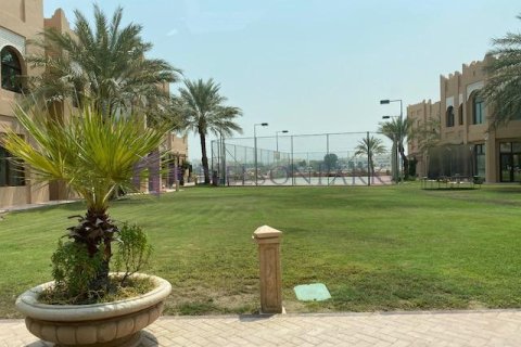 Villa de 5 dormitorios en Doha, Qatar No. 58383 8