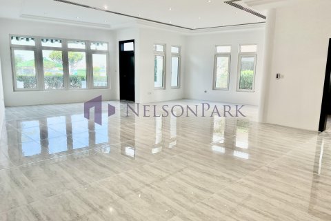 5 غرفة نوم  فيلا في الدوحة, Qatar رقم 58384 3