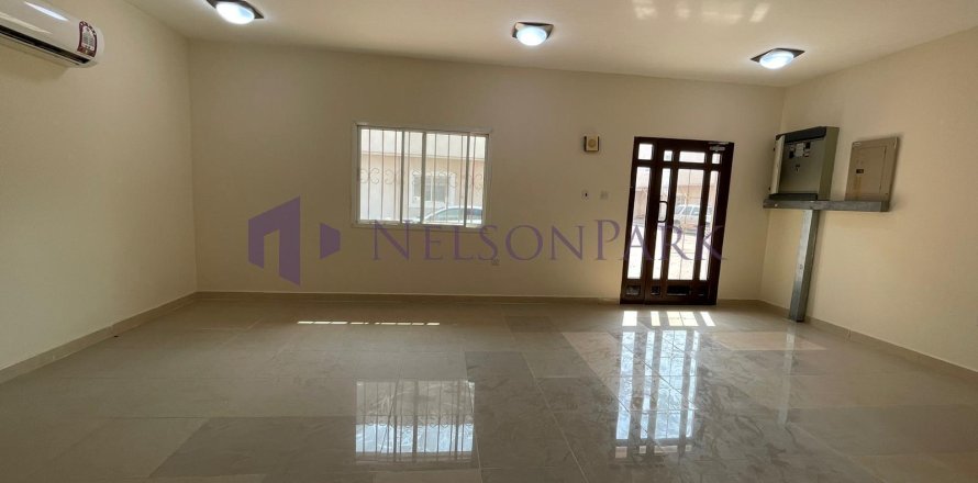 5 غرفة نوم  فيلا في ٱلشَّمَال, Qatar رقم 58500