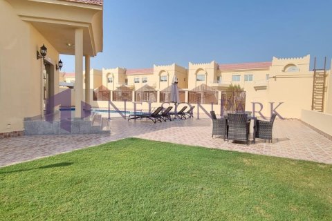 3 غرف نوم فيلا في الدوحة, Qatar رقم 58497 11