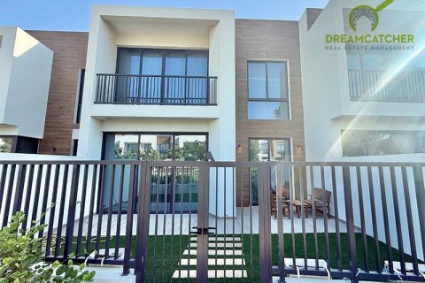 Villa de 3 chambres à Mina Al Arab, UAE No. 75454