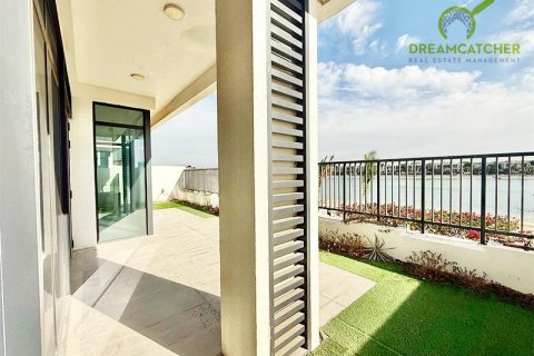 4 bedrooms Villa in Mina Al Arab, UAE No. 75453 28