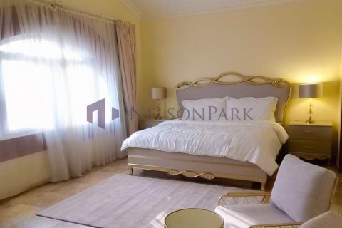 4 غرف نوم فيلا في الدوحة, Qatar رقم 57164 9