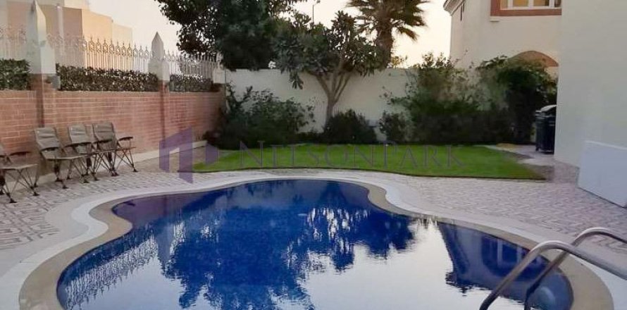 4 غرف نوم فيلا في الدوحة, Qatar رقم 57164
