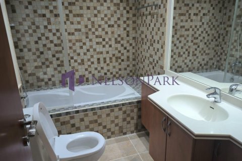 Квартира с 3 спальнями в Доха, Катар №57182 10