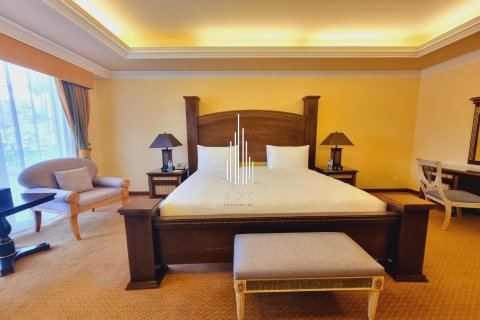 3 bedrooms Villa in Al Raha Beach, UAE No. 37486 16