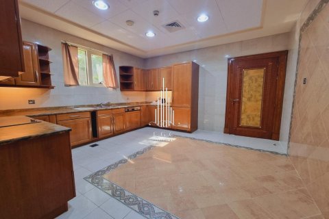 3 bedrooms Villa in Al Raha Beach, UAE No. 37486 11