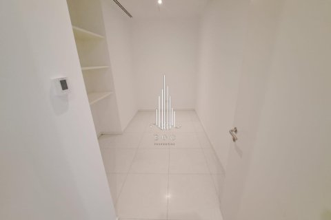 Appartement de 2 chambres à Corniche Road, UAE No. 37500 11