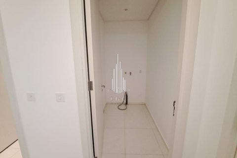 Appartement de 2 chambres à Corniche Road, UAE No. 37500 9