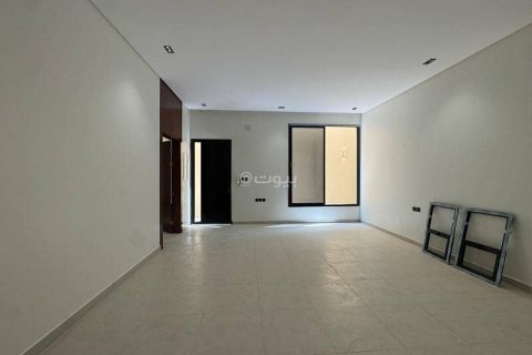 Квартира с 5 спальнями в Эр-Рияд, Саудовская Аравия №62801 15