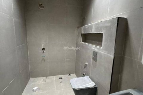 Villa de 4 dormitorios en Riyadh, Saudi Arabia No. 62800 16