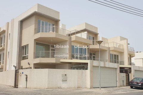 Villa de 5 chambres à Muscat, Oman No. 53964 3