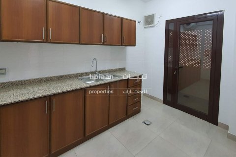 Apartment de 2 dormitorios en Muscat, Oman No. 53974 5