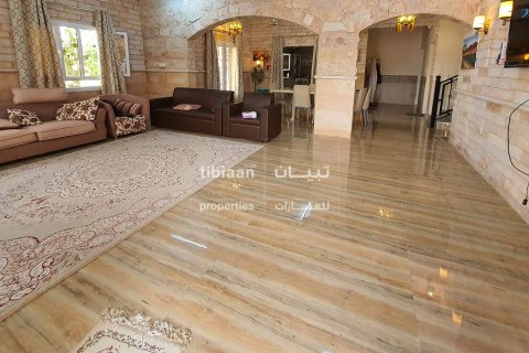 5 bedrooms Villa in Nakhal, Oman No. 53975 3