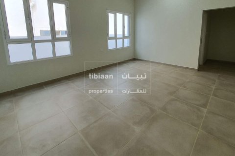 Villa de 2 dormitorios en As Sib, Oman No. 53976 5
