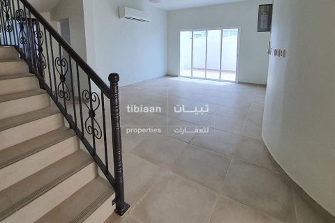 Villa de 2 dormitorios en As Sib, Oman No. 53976 4