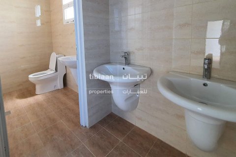 Villa de 2 dormitorios en As Sib, Oman No. 53976 9