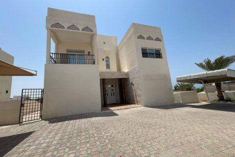 5 bedrooms Villa in Muscat, Oman No. 62891