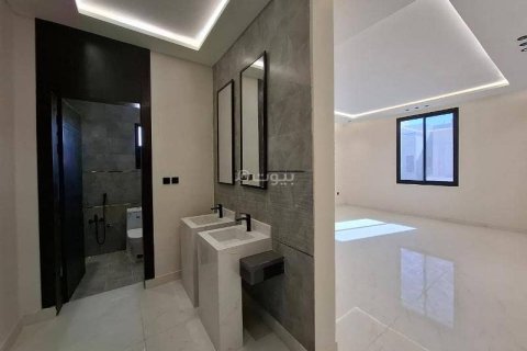 5 bedrooms Apartment in Riyadh, Saudi Arabia No. 99523 10