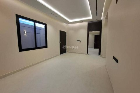 Квартира с 5 спальнями в Эр-Рияд, Саудовская Аравия №99523
