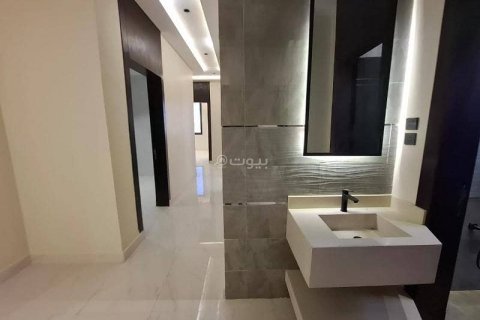 5 bedrooms Apartment in Riyadh, Saudi Arabia No. 99523 9