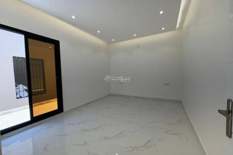 Villa de 4 chambres à Riyadh, Saudi Arabia No. 99517 23