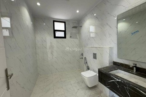 Villa de 4 chambres à Riyadh, Saudi Arabia No. 99517 19